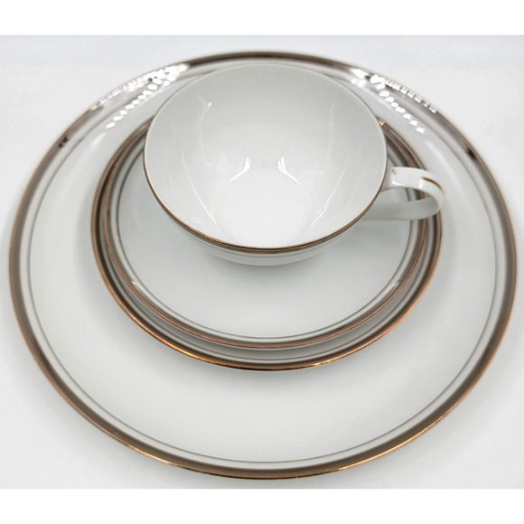 Royalton Translucent Porcelain 4 Piece Setting Luncheon Bread Plates Cup Saucer - Picture 3 of 8